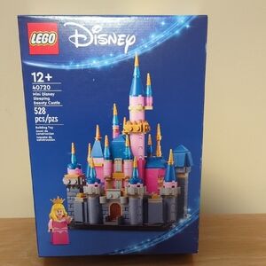 LEGO Disney Sleeping Beauty Castle Brand New